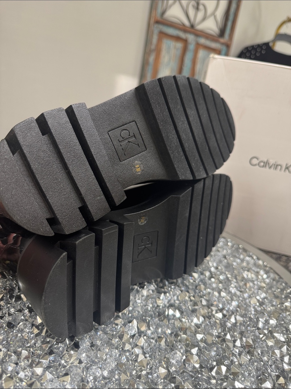 Calvin Klein Wende Black Patent Chunky Chelsea Rain Boots NEW 9 - Picture 13 of 14